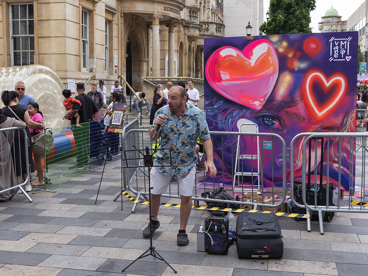 Live entertainment at Ilford inColour
